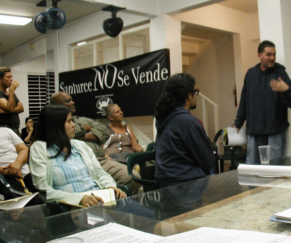 Santurce_no_se_vende_reunion